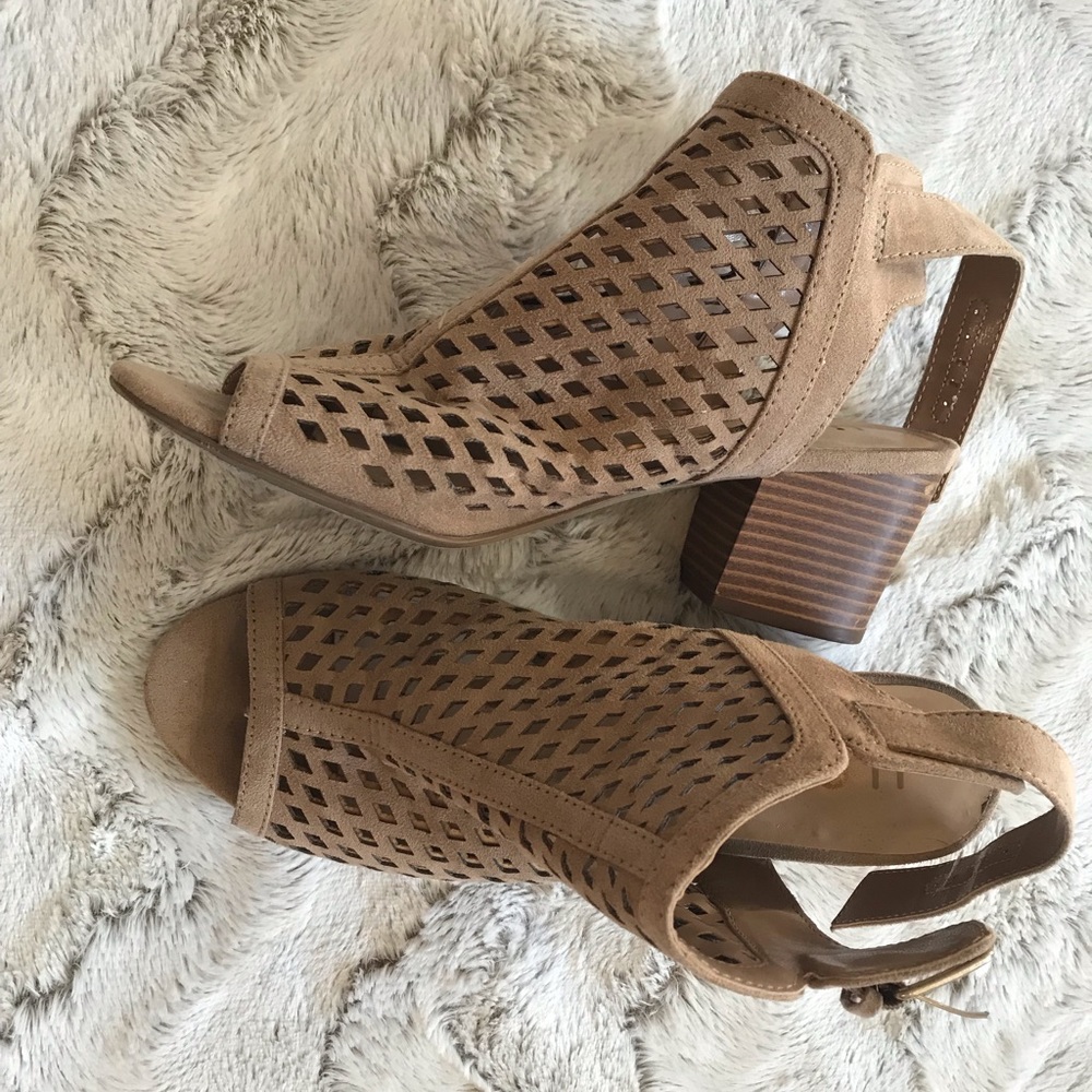 Women’s size 7.5 shoe